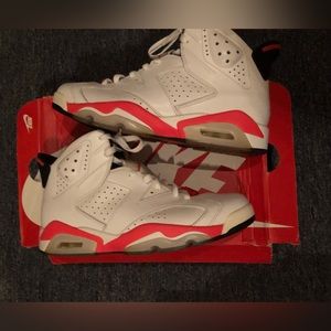 Air Jordan 6 white infrared size 9.5